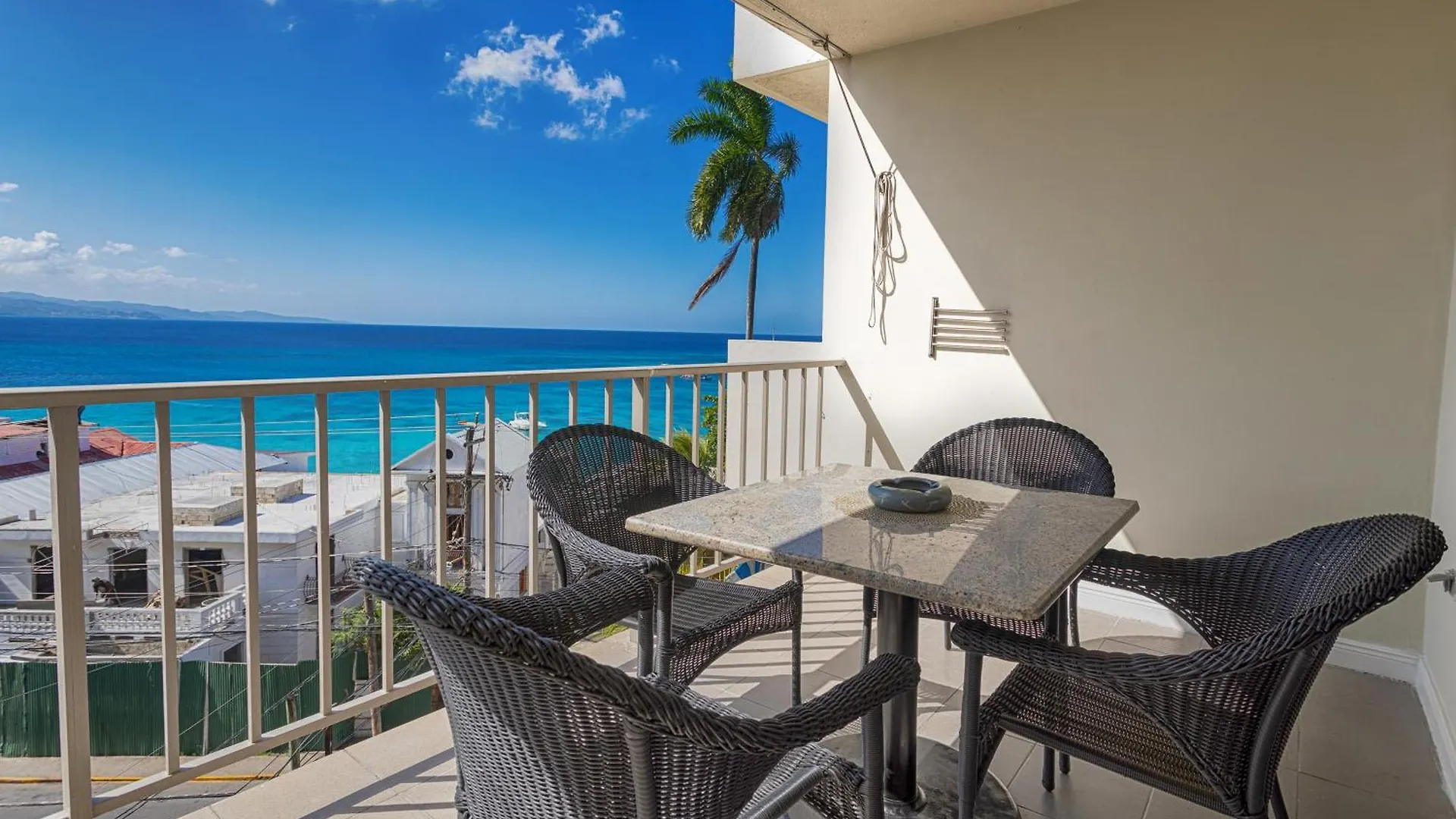 Montego Bay Club Apartments Jamaïque